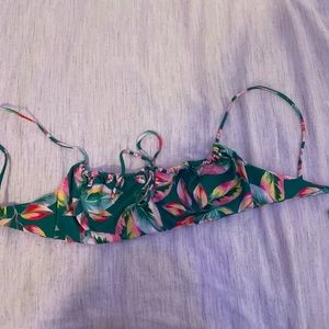 Skatie swim Demi top pattern tortuga large